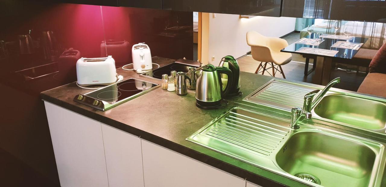 Orion Apartman Sarvar Bagian luar foto