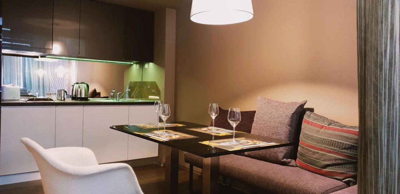 Orion Apartman Sarvar Bagian luar foto